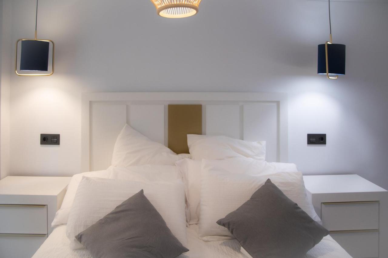 Apartamentos Boutique Cervantes 플라센시아 외부 사진